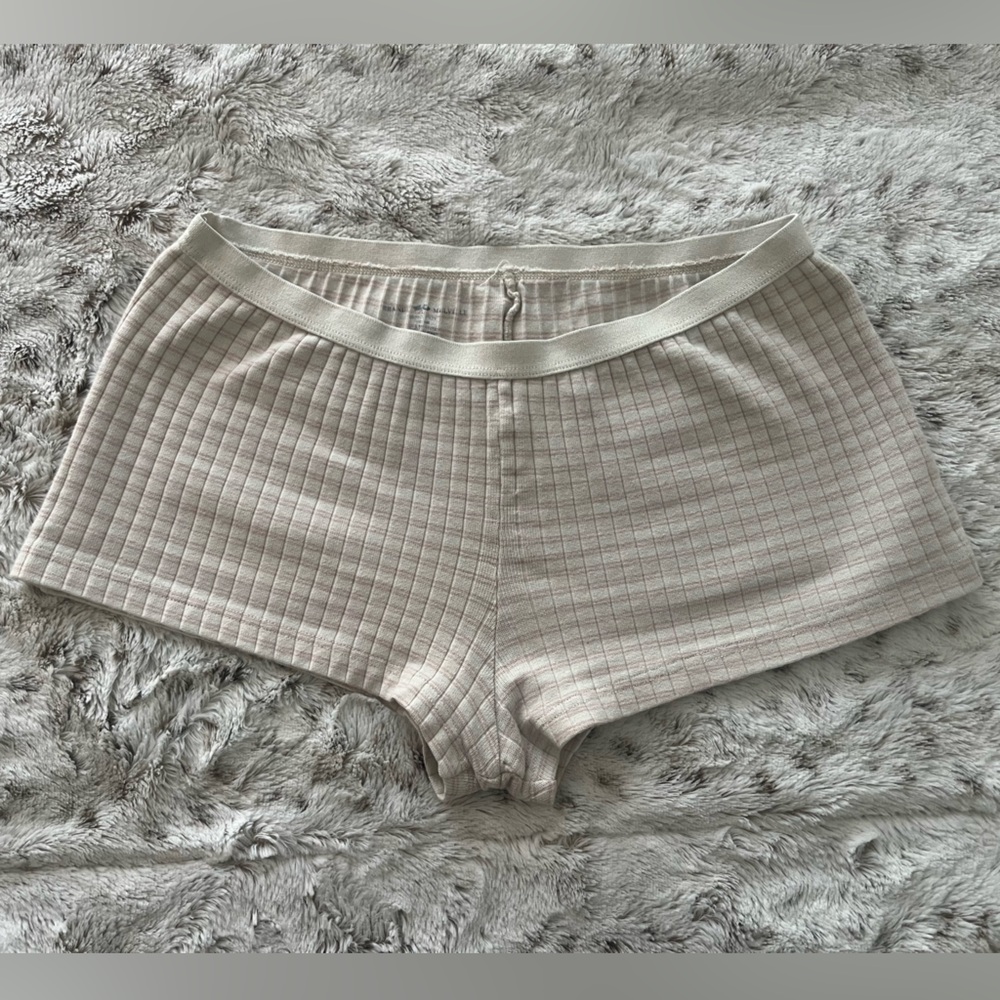 Brandy Melville Cream Ribbed Shorts